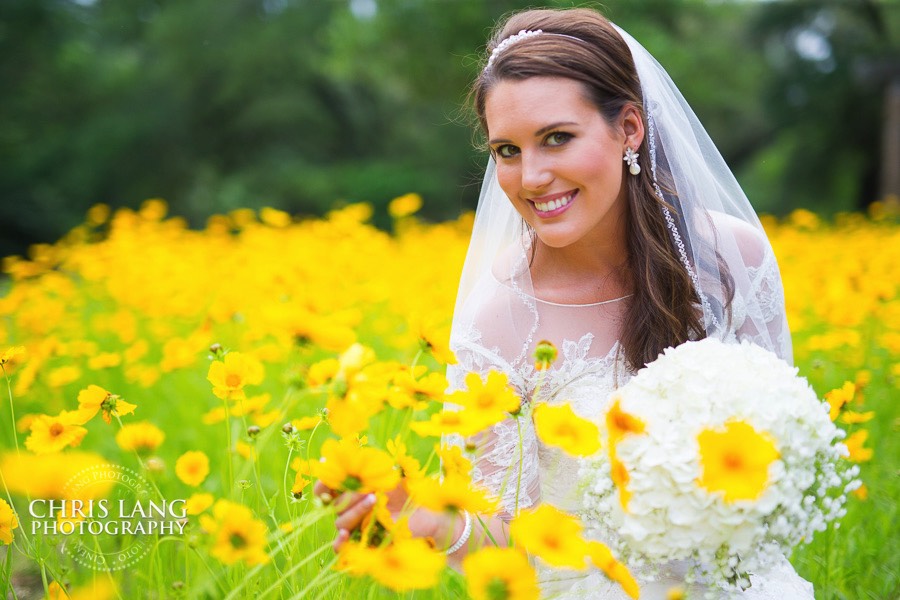 Wilmington-NC-Bridal-Photographers-mage of Bride in her wedding dress at Airlie Gardens