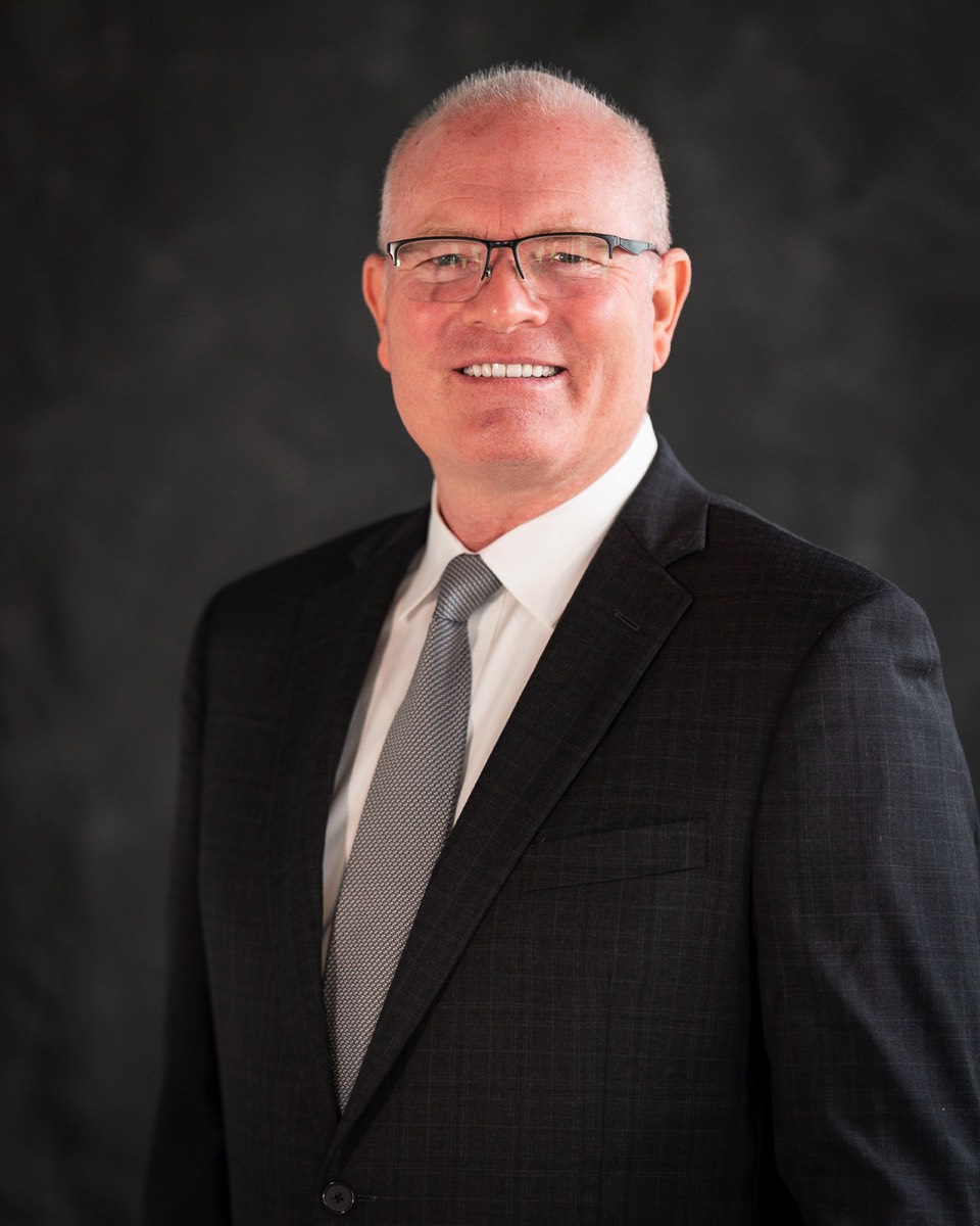 Executive headshot photography- Wilmington NC Business Headshots & Portraits - Chris Lang Photography - Business headshot photographer 