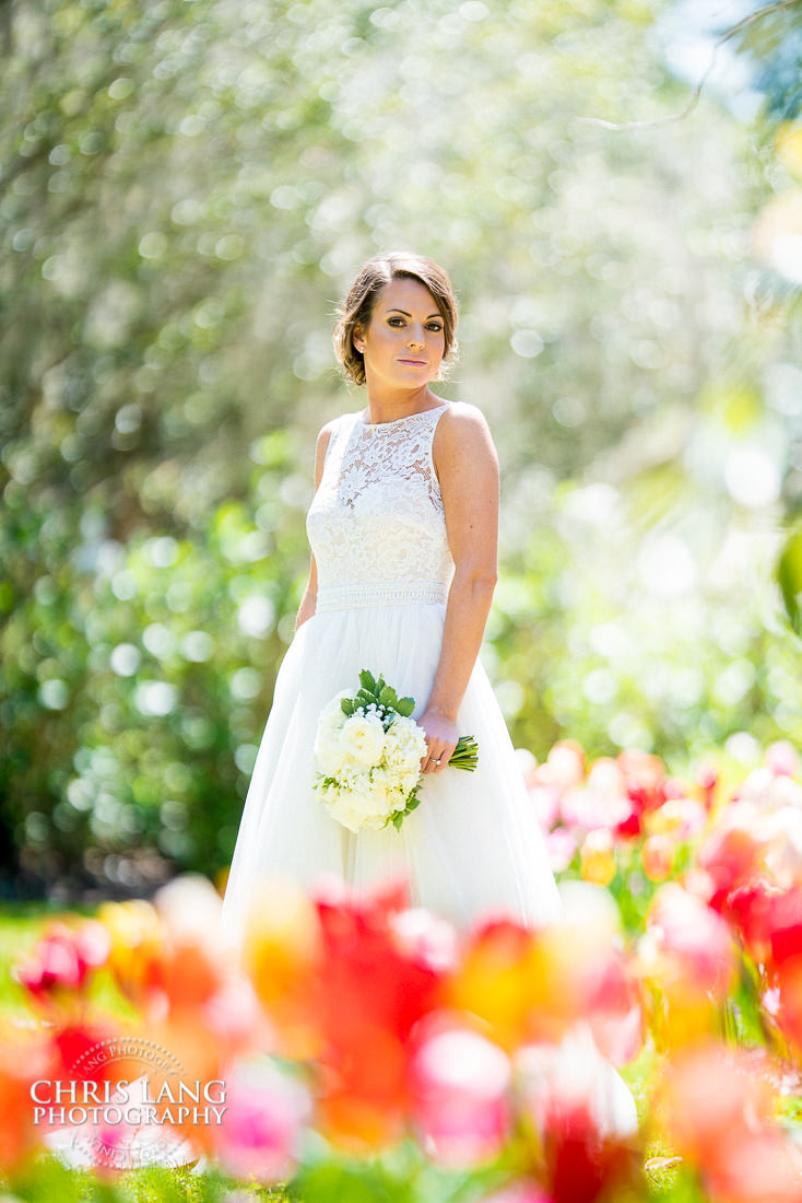 Airlie Gardens - Bridal Portraits - Bridal Photography Weddign Dress - Bridal Portrait Photographers