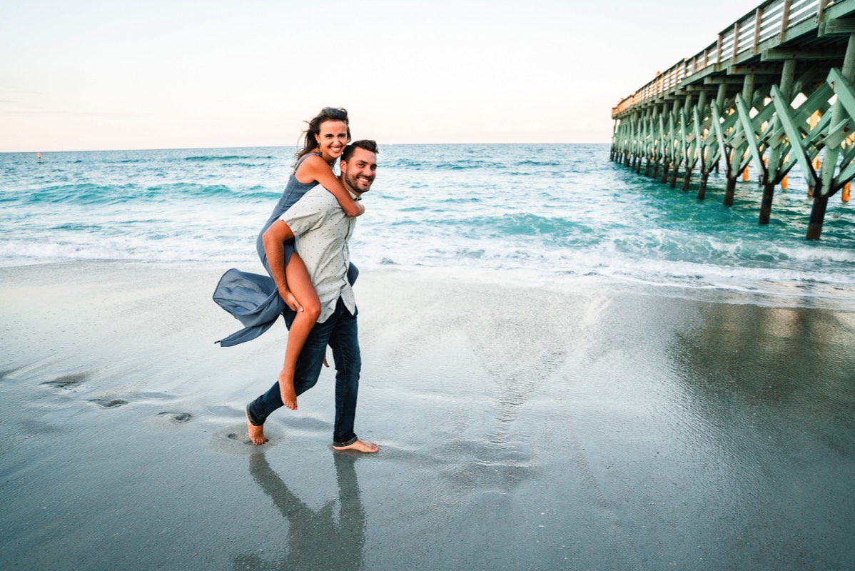 - Engagement Photography -  Engagement Photographers - Wilmingrton - NC - Chfris Lang Photography - Engageent photography ideas 
