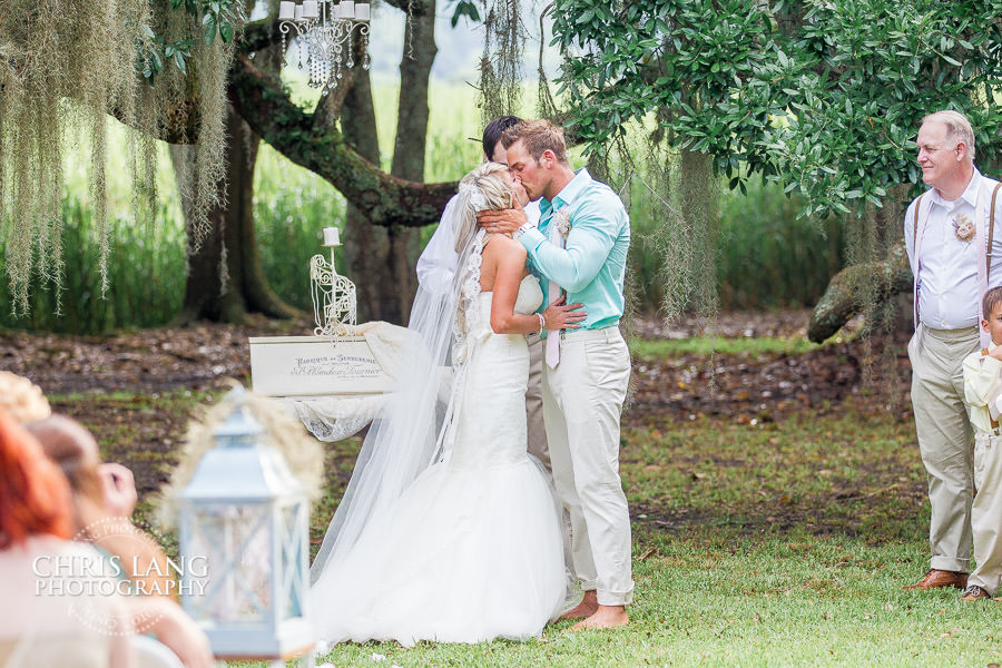 bride and groom photo - wedding photo ideas - beach wedding - Wilmington NC Wedding Photographer - Wedding Photography - Wedding Photo - Chris Lang Photography